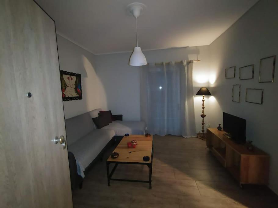 Nice& Cozy Flat 1Min From The Heart Of Athens.Wifi Extérieur photo